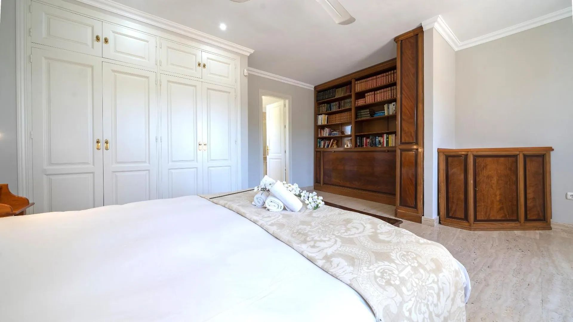 Xpce Artola Playa - Villa De Lujo Con Pista De Padel Privada Y Piscina Marbella 0*,