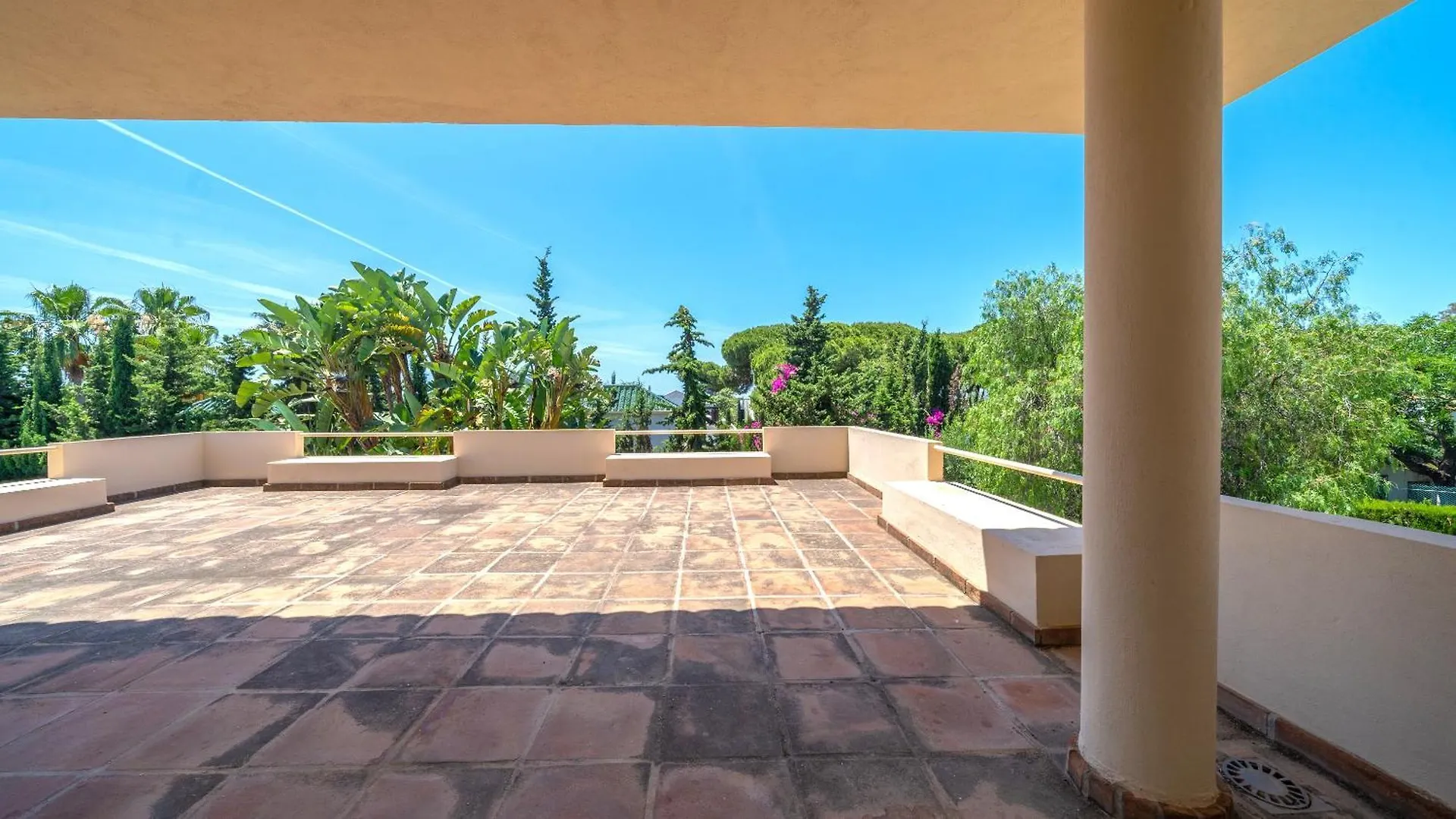 Xpce Artola Playa - Villa De Lujo Con Pista De Padel Privada Y Piscina Marbella